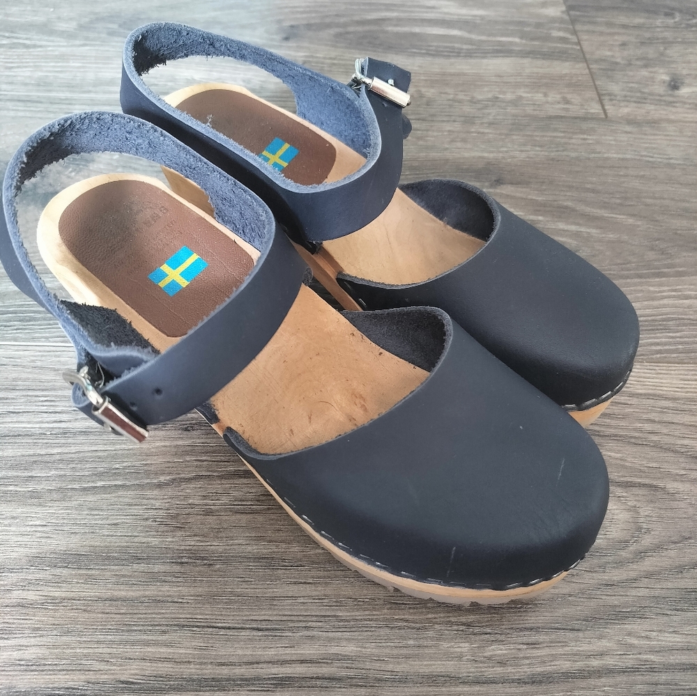 Navy MIA Abba clogs